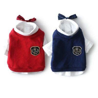 蝶ネクタイ付きシャツ＆エンブレムベスト